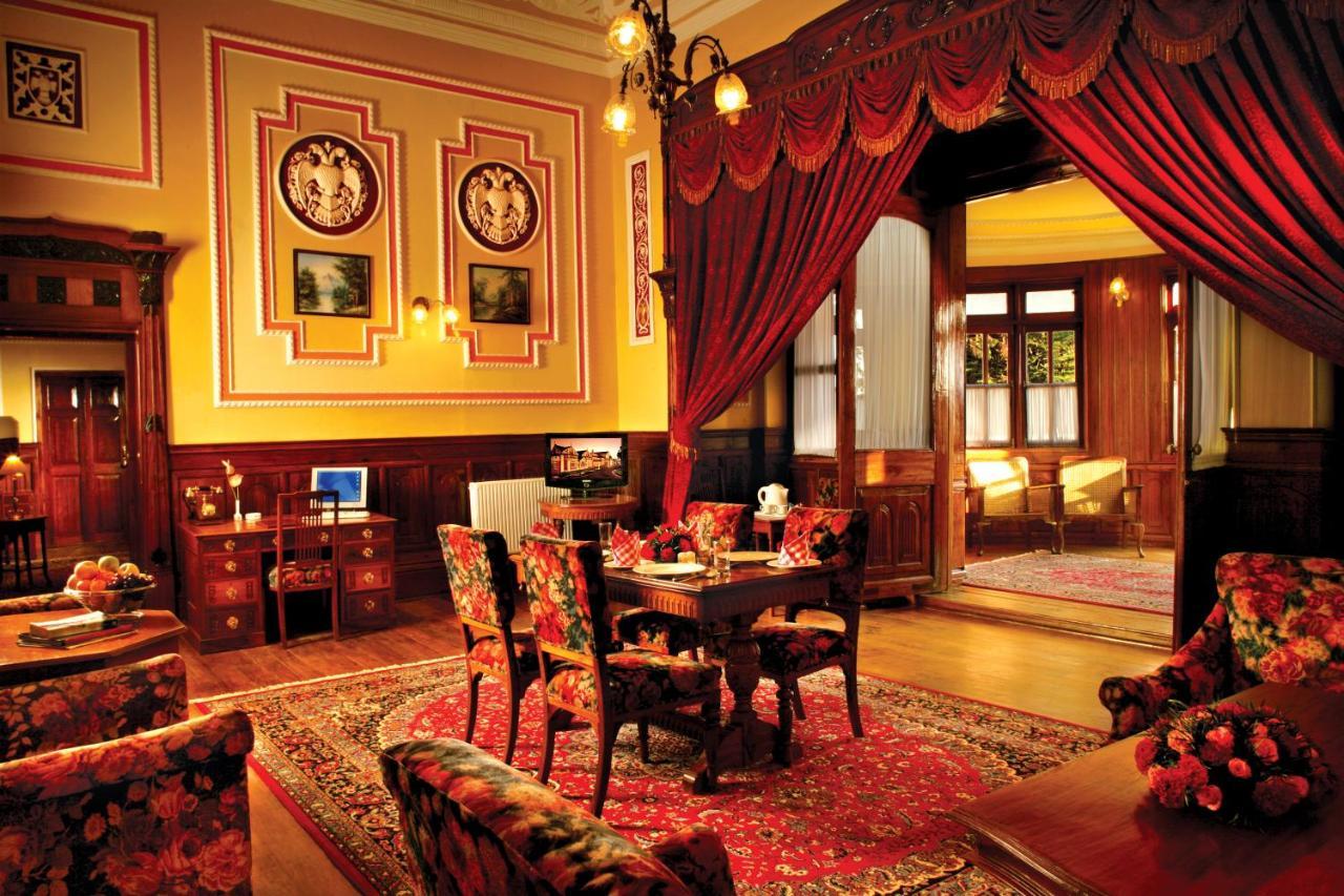 Welcomheritage Fernhills Royal Palace Ooty Exterior photo
